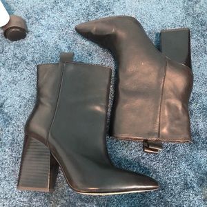 Zara Black Bootie size 37 (6 or 6.5 👌🏾)